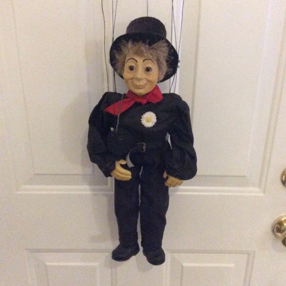 Four Charming Handcrafted Czechoslovakian Marionettes - Vintage 1980’s - Picture 1 of 8